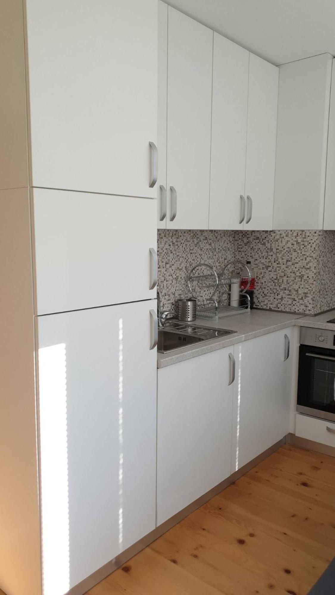 Sunny And Charming Domain For Your In Apartment